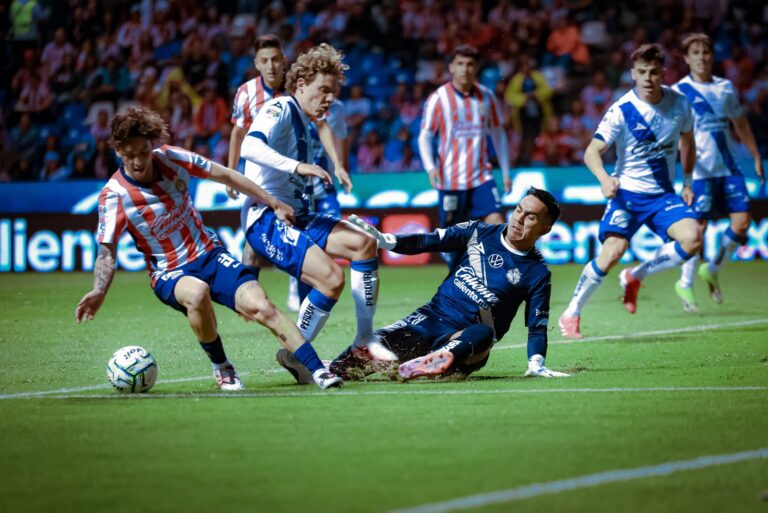 Chivas le quito el triunfo al Puebla y dividieron puntos, tras empate. (@ClubPuebla)